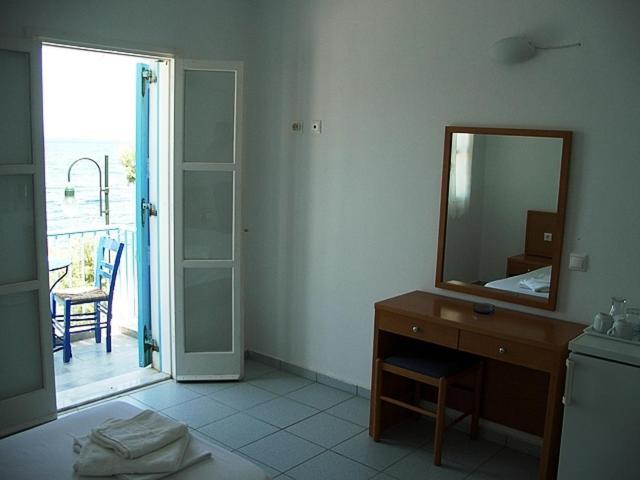 Kleopatra'S Rooms Livadia  Стая снимка
